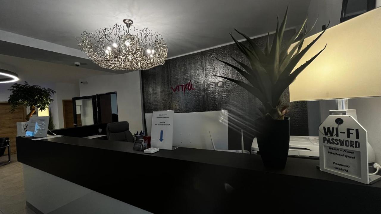 Vitalounge Sports & Spa Hotel 盖尔森基兴 外观 照片