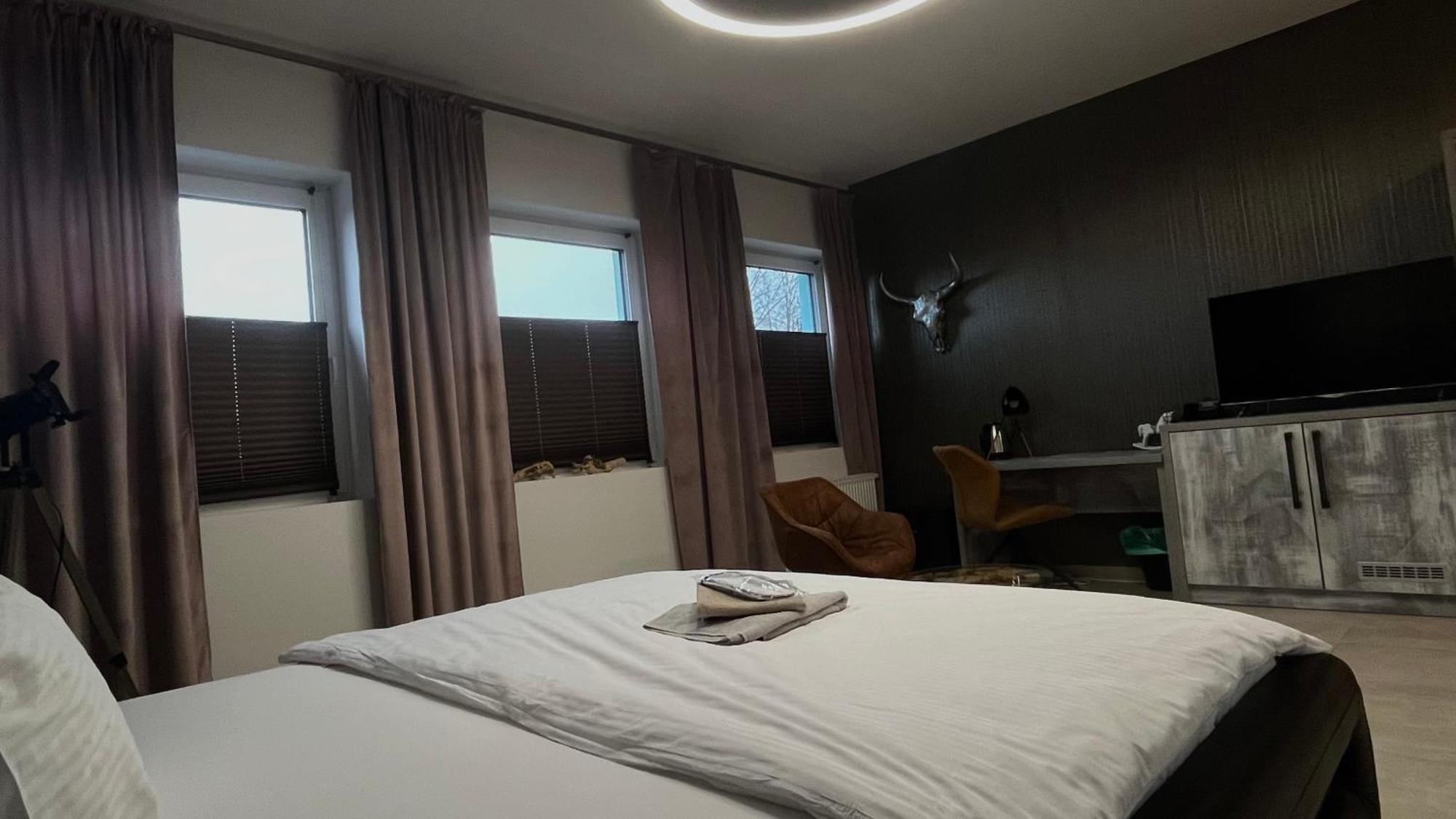 Vitalounge Sports & Spa Hotel 盖尔森基兴 外观 照片